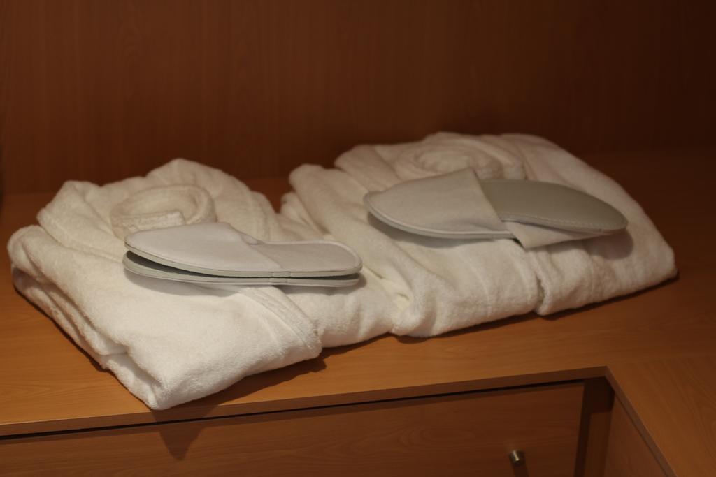 Almenara Suites Guest House Vila Nova de Gaia Eksteriør bilde